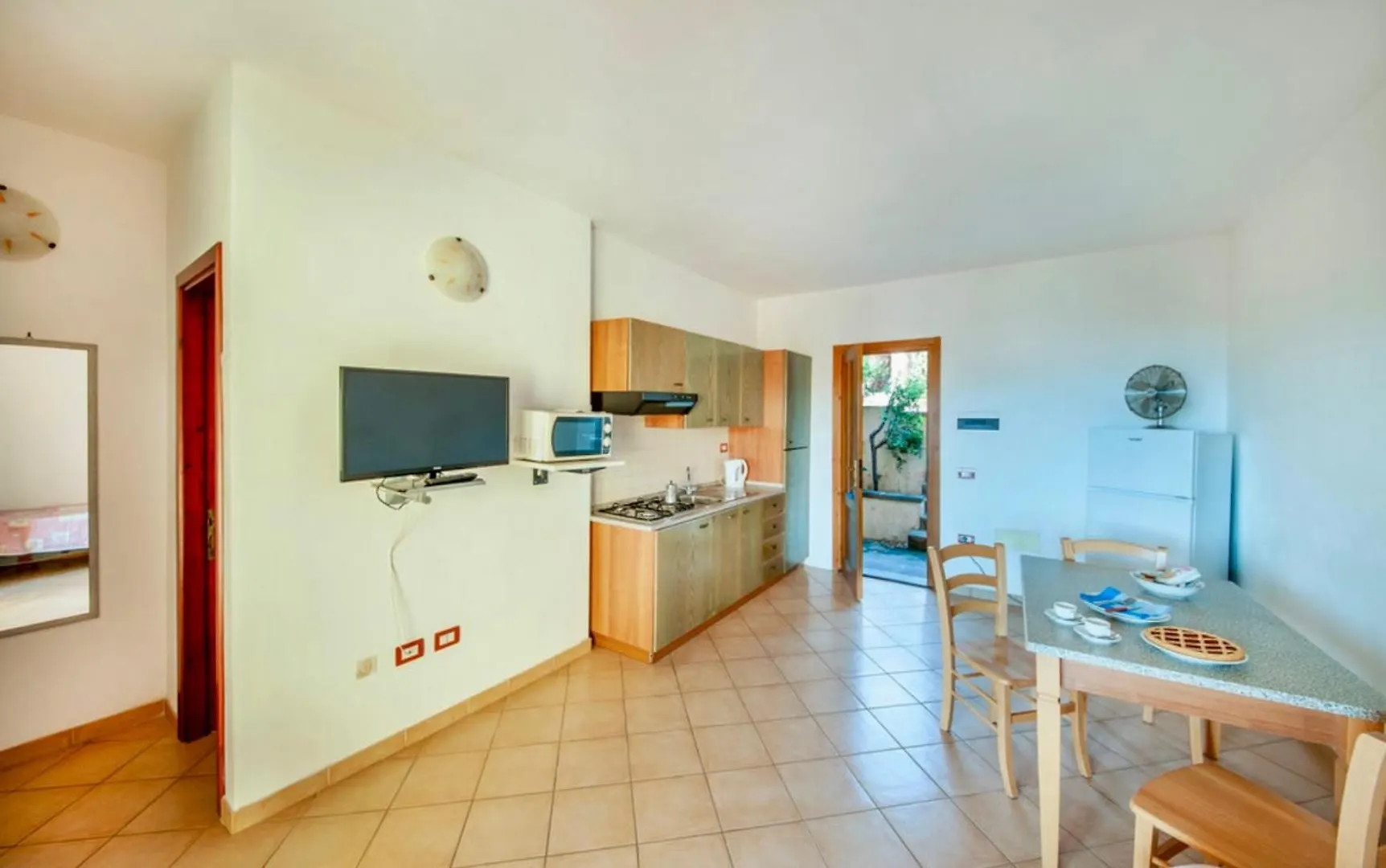 Aparthotel Air Borgo Della Torre Isola Rossa