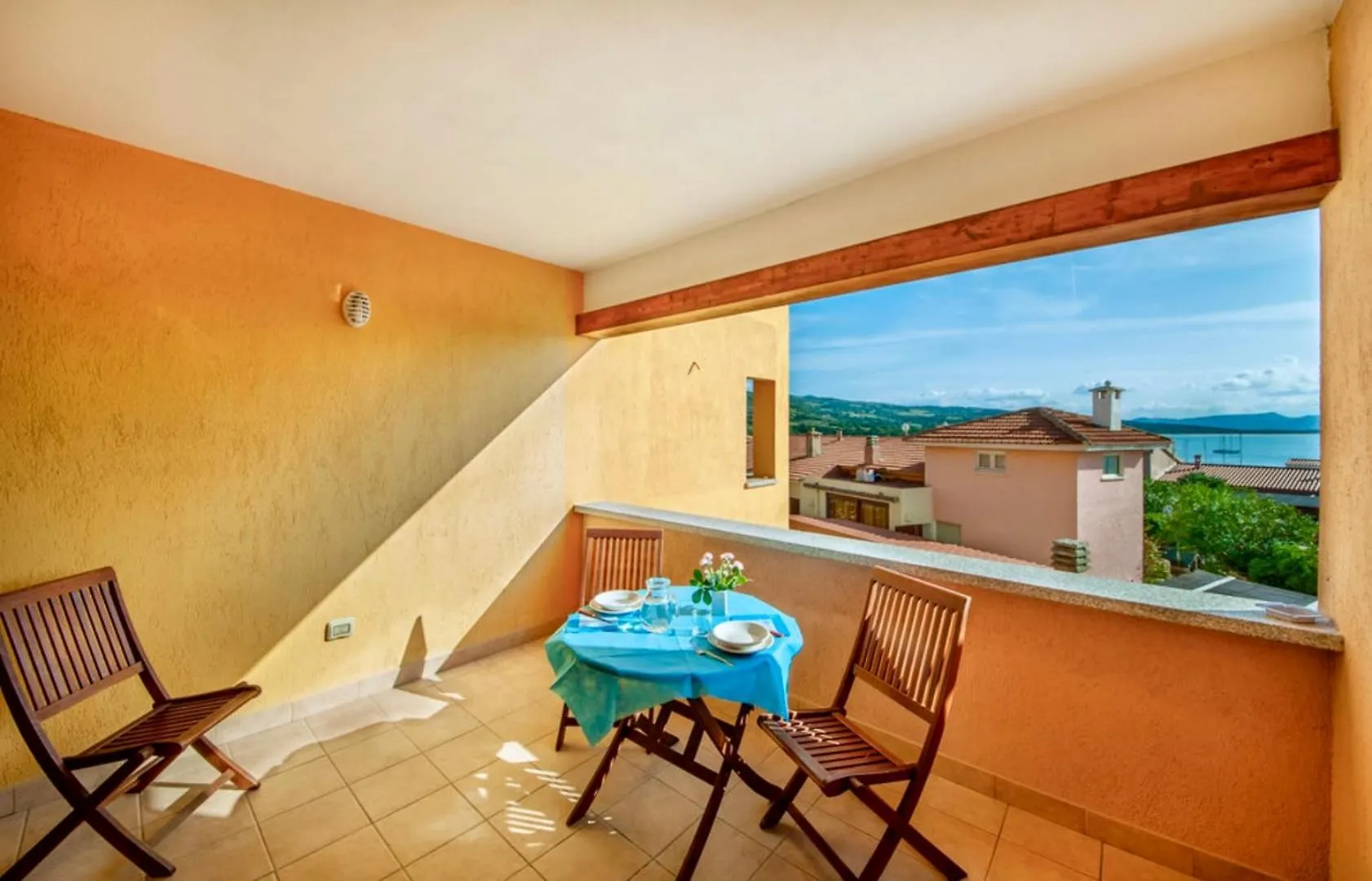 Aparthotel Air Borgo Della Torre Isola Rossa 3*,