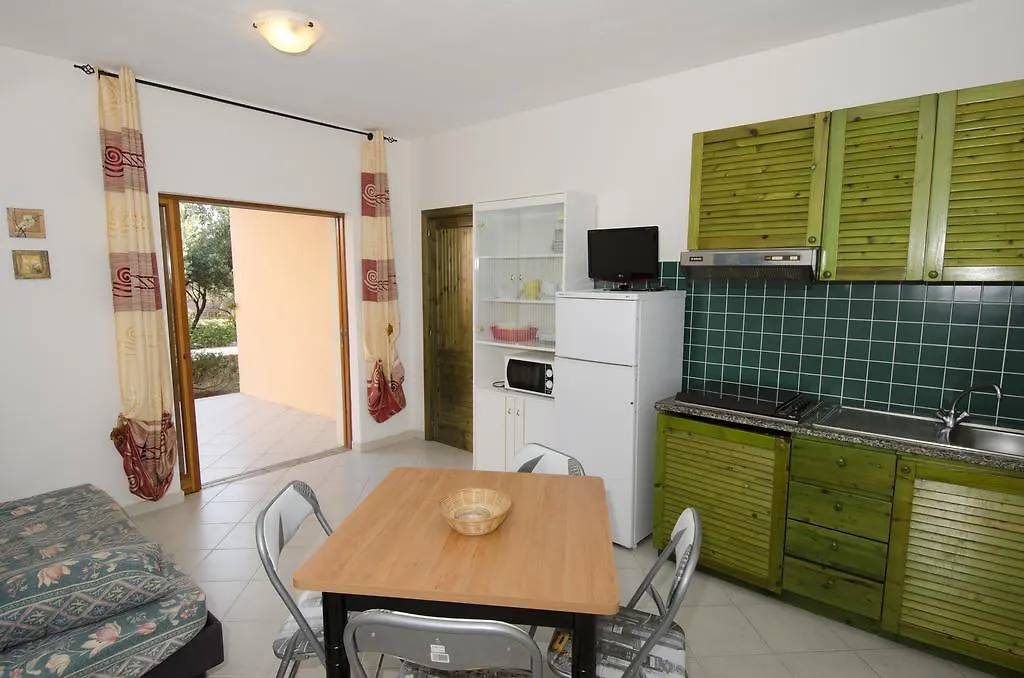 Aparthotel Air Borgo Della Torre Isola Rossa 3*,  Italien